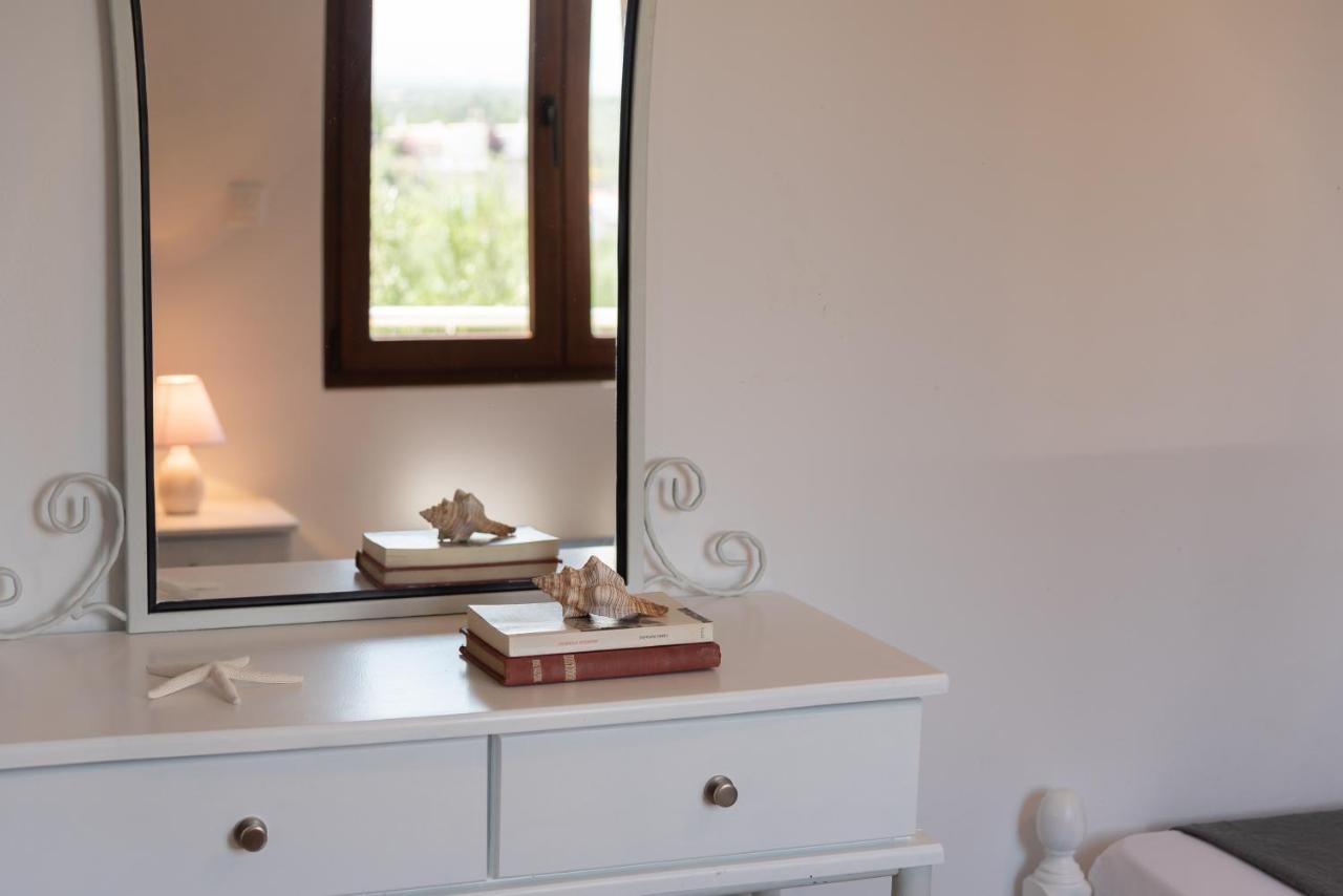 Family Villa Rousa In Rethymno With Pool, Bbq And Kids Area Lutrá Kültér fotó