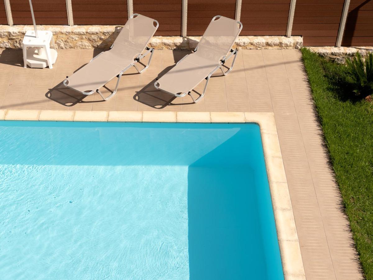 Family Villa Rousa In Rethymno With Pool, Bbq And Kids Area Lutrá Kültér fotó