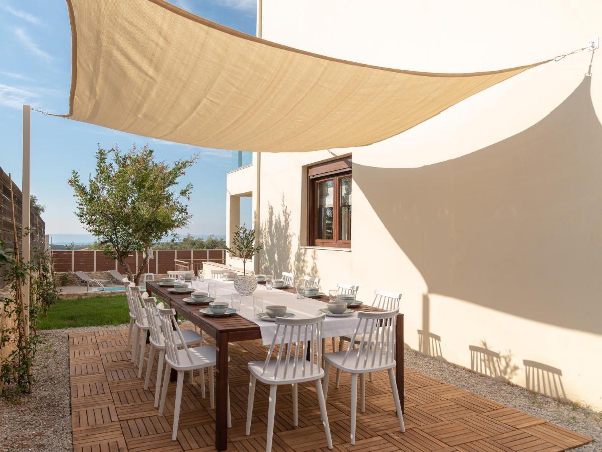 Family Villa Rousa In Rethymno With Pool, Bbq And Kids Area Lutrá Kültér fotó